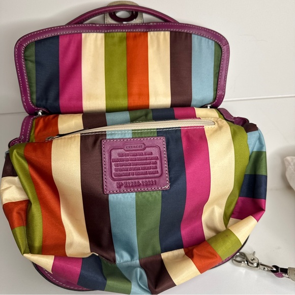 Coach Legacy Willis 70th Anniversary 19031 Berry and Slate Distressed Leather - Picture 8 of 16